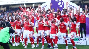 Arsenal-PL-Trophy