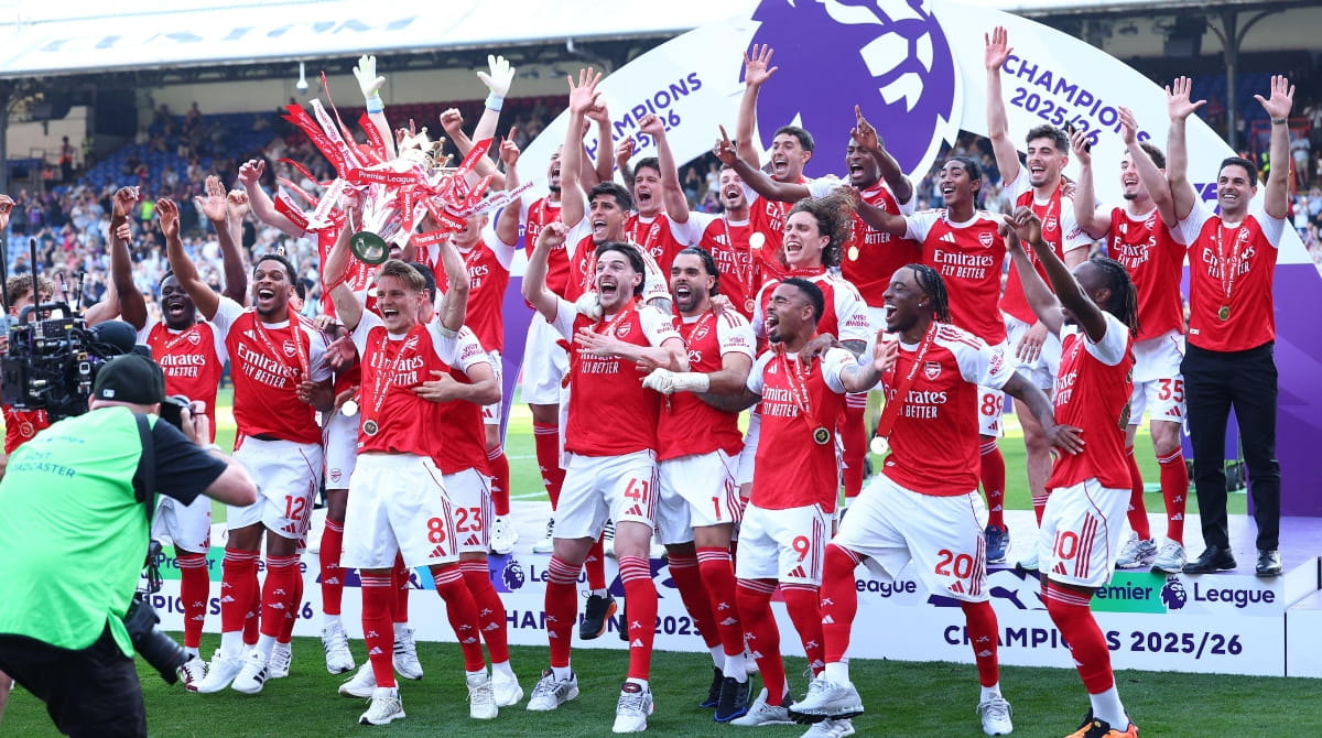 Arsenal-PL-Trophy